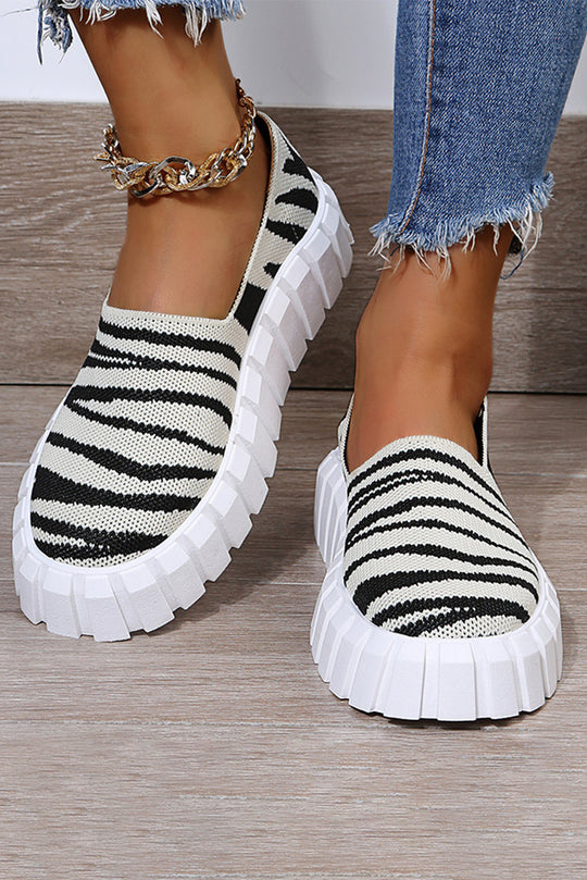 Αθλητικά παπούτσια εσπαντρίγιες με animal print ζέβρα CH34-211