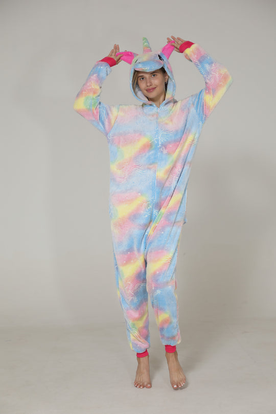 Πιτζάμα ολόσωμη kigurumi από χνουδωτό ύφασμα και σχέδιο UNICORN PJM249-100