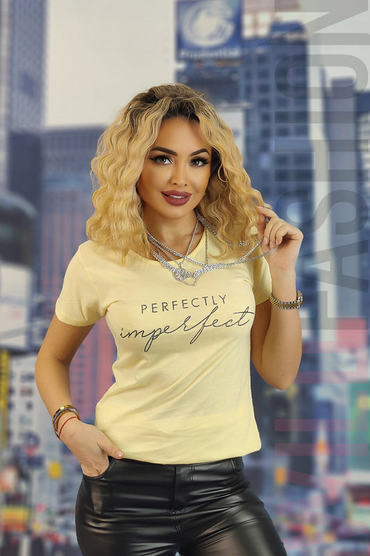 Μπλουζάκι casual με στάμπα κειμένου perfectly imperfect U832-9