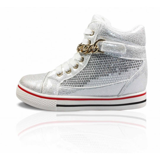 Γυναικεία sneakers διακοσμημένα με πούλιες και χρυσή αλυσίδα CH2371
